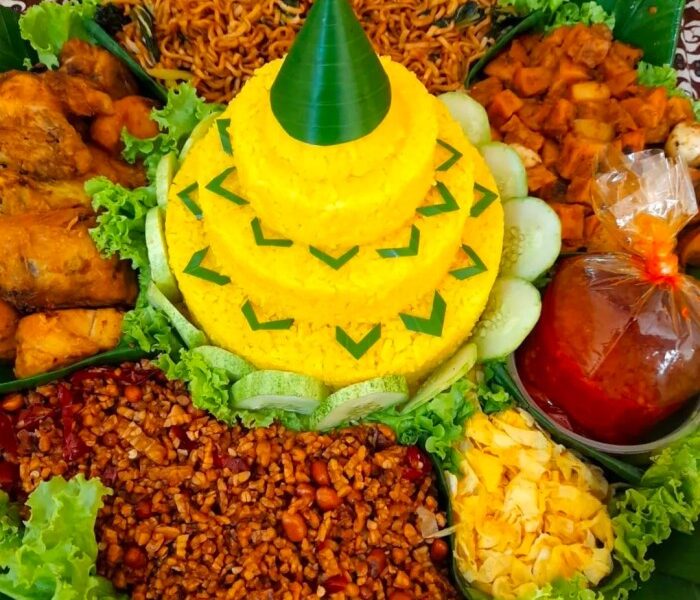 Tumpeng Simbol Kebesaran Kebahagiaan Budaya Indonesia