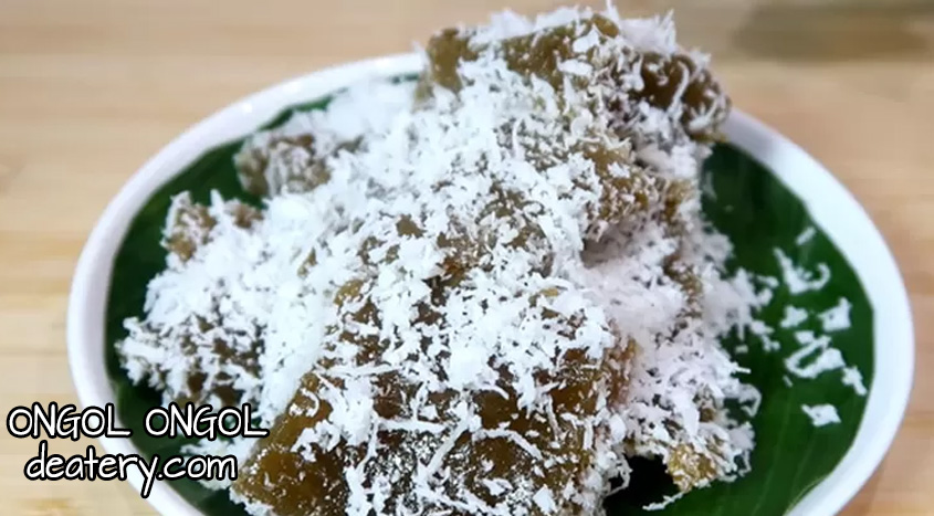 Kue Ongol-Ongol Takjil Tradisional yang Menggugah Selera
